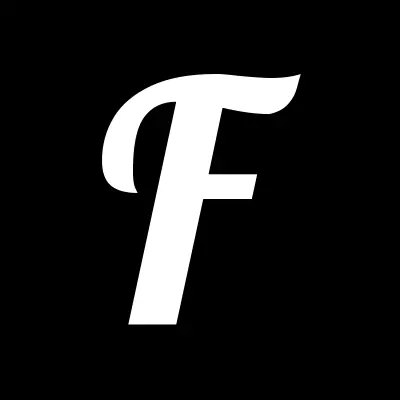 Футбольная площадка